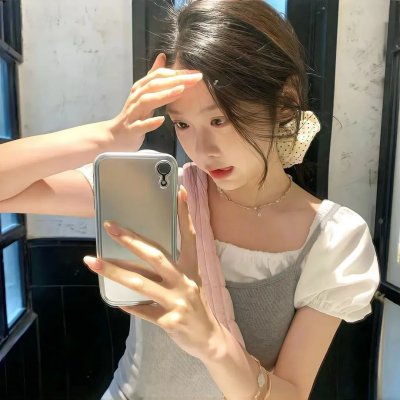 明天、我会成为谁的女友